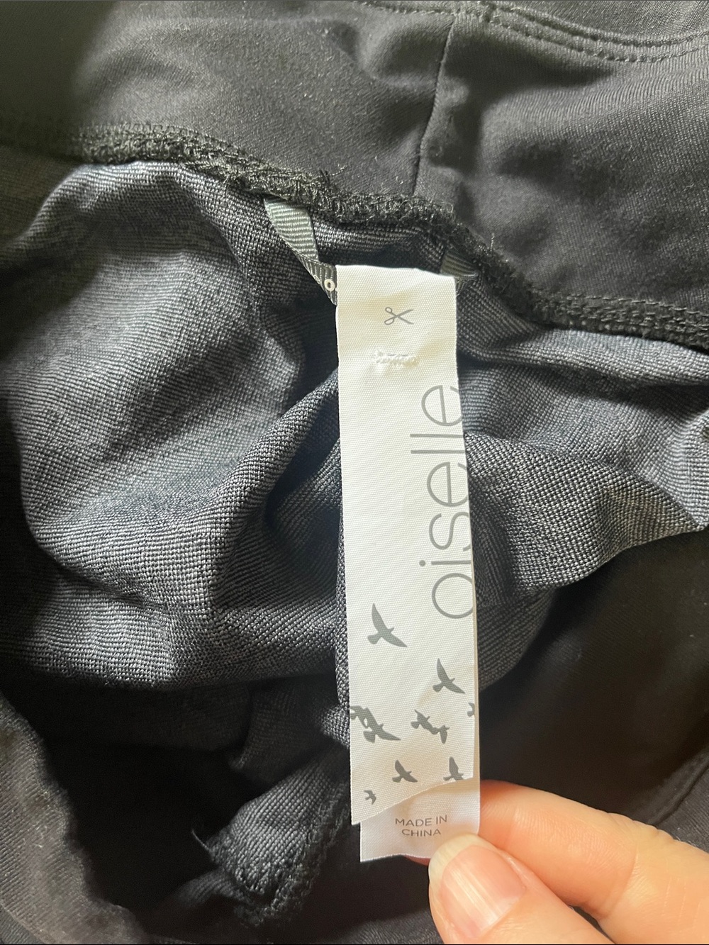 Oiselle Kaleidoscope Athletic Skirt Like New Size 4 - Picture 5 of 9